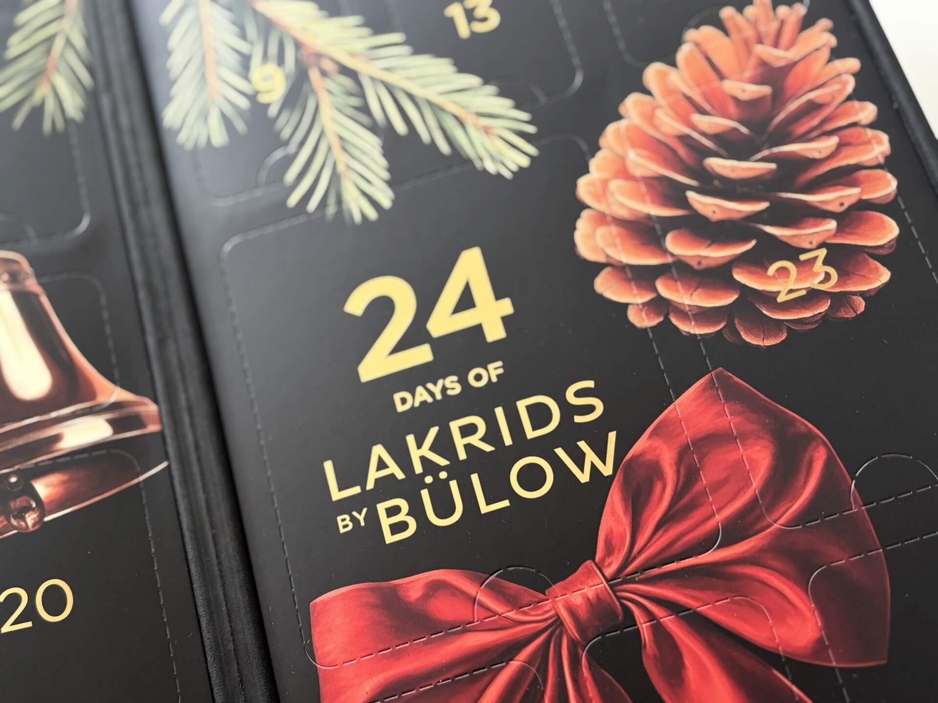 Visning af den store låge nr. 24 i julekalenderen
