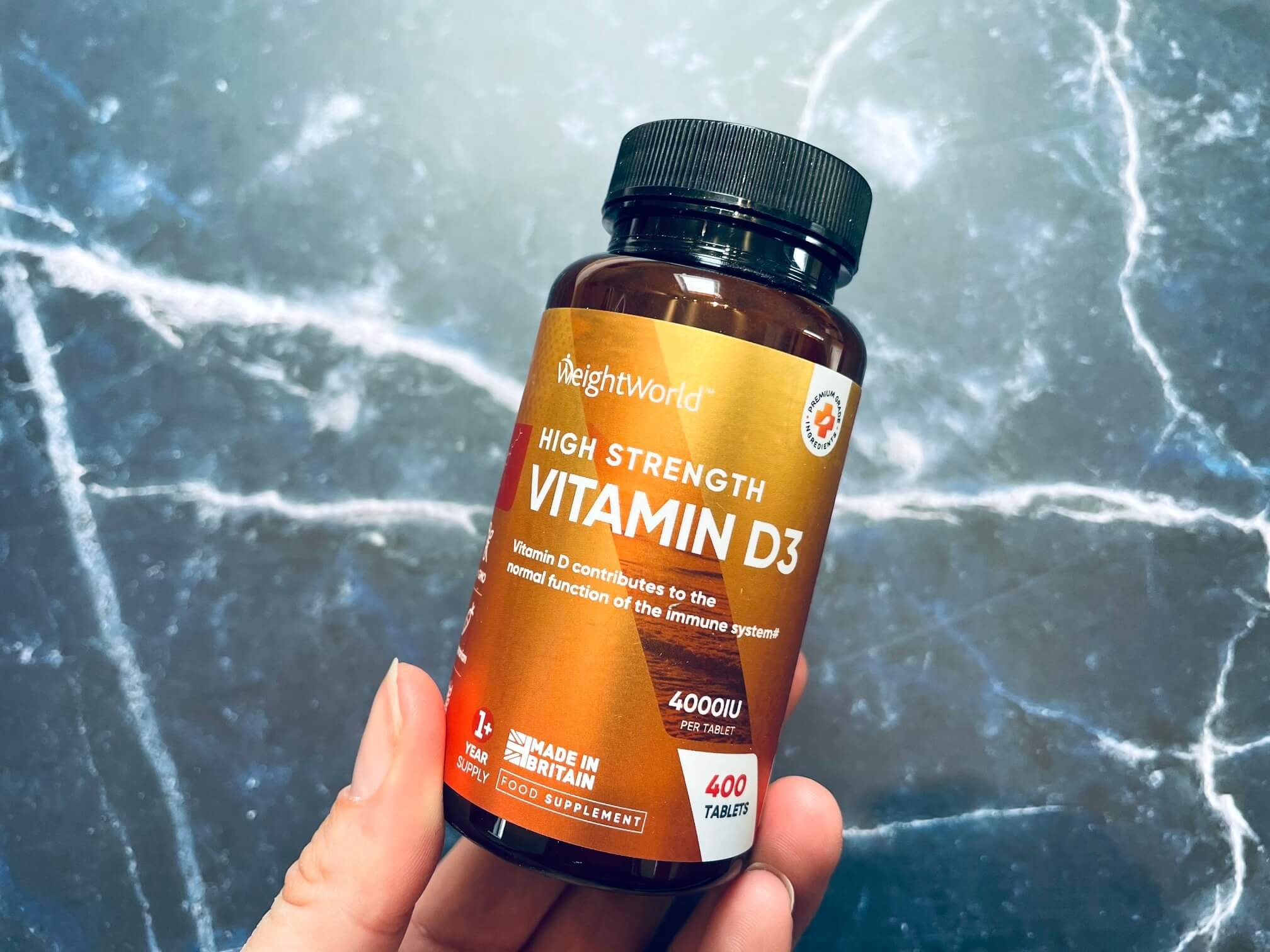 Weightworld D3-Vitamin 4000IU i hånd