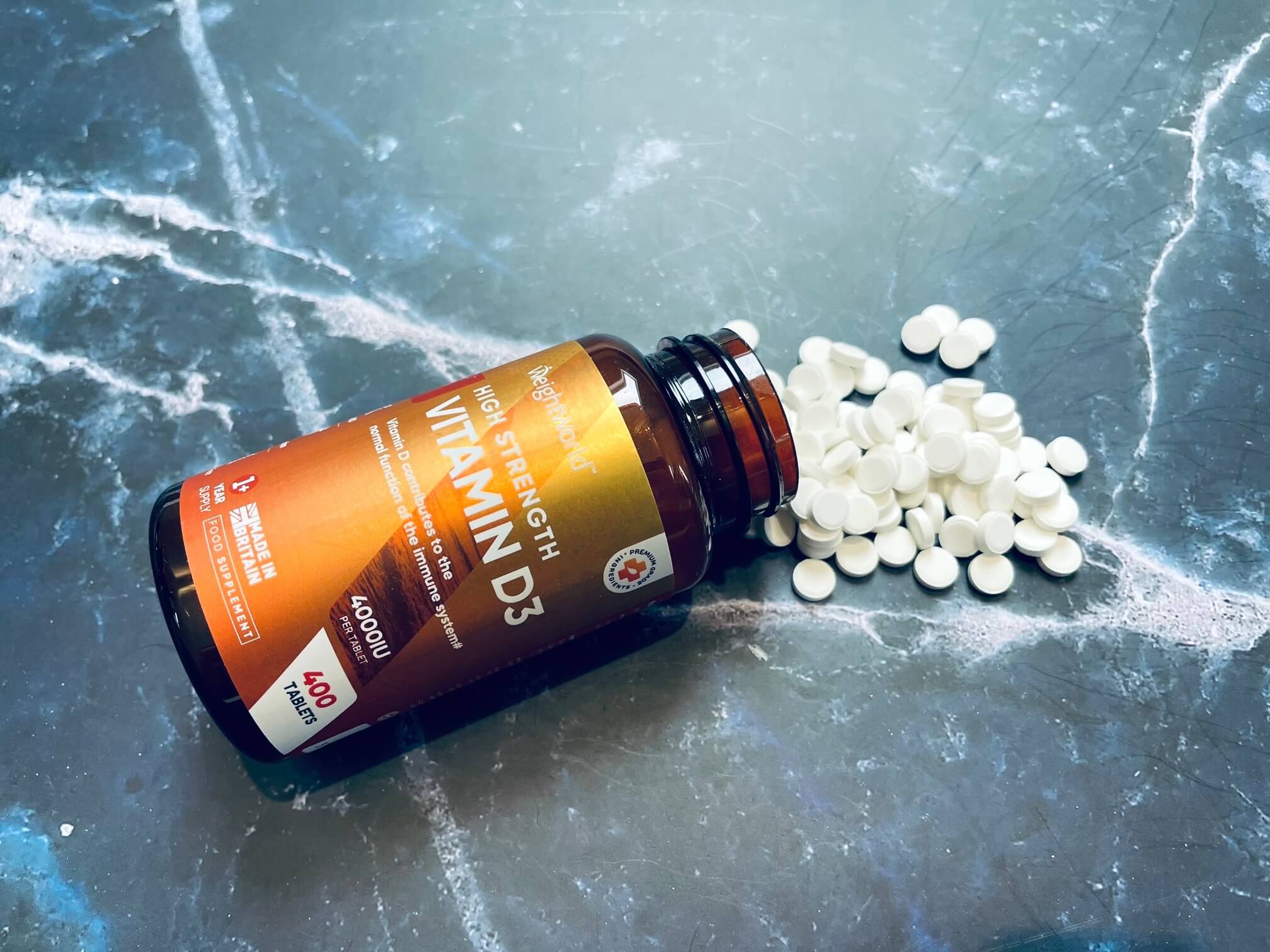 Weightworld tabletter med D3-Vitamin på bord