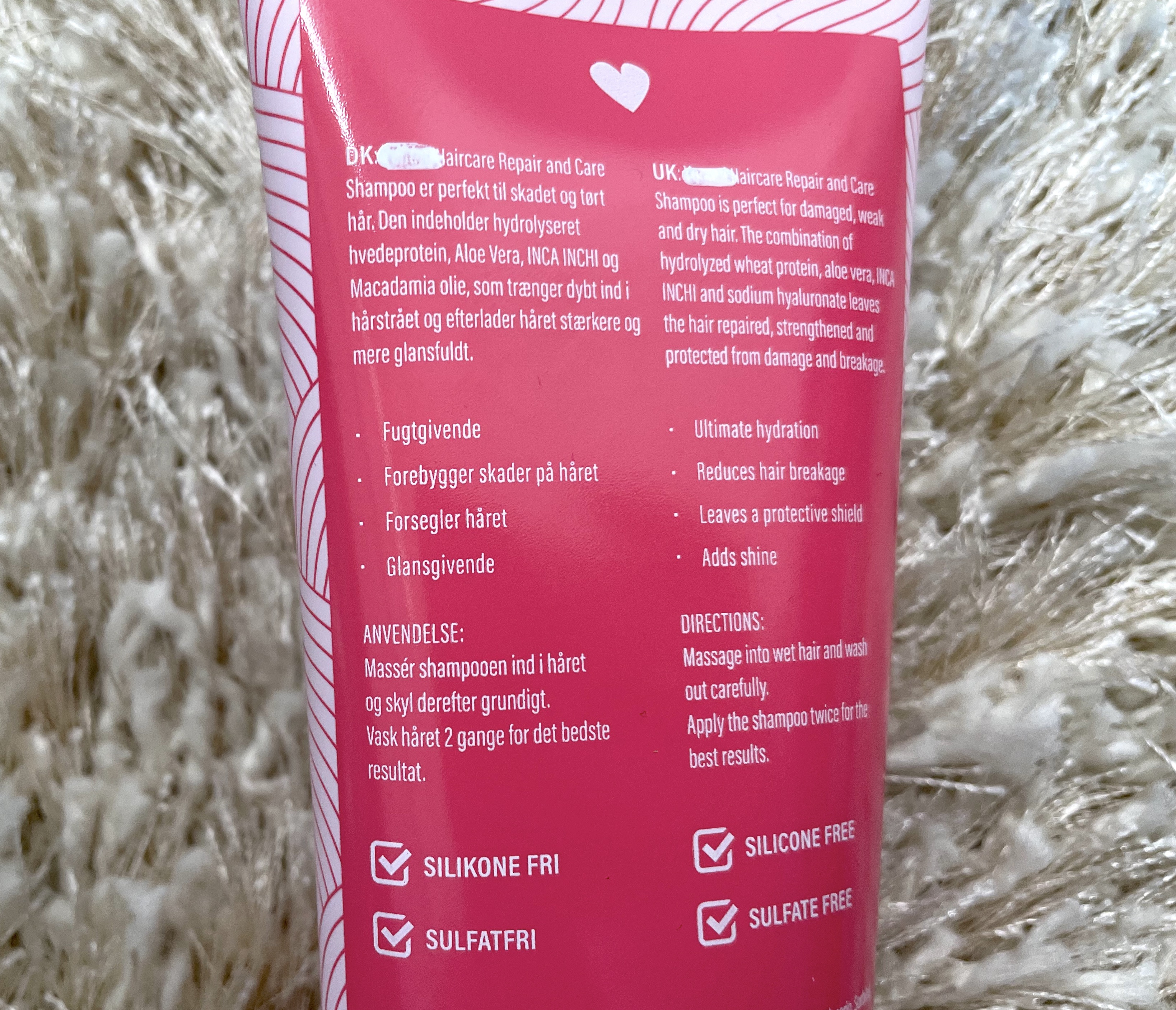 Yuaia Haircare Repair and Care shampoo bagside